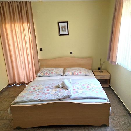 Cosy Villa Near The Beach Zadar Exterior foto